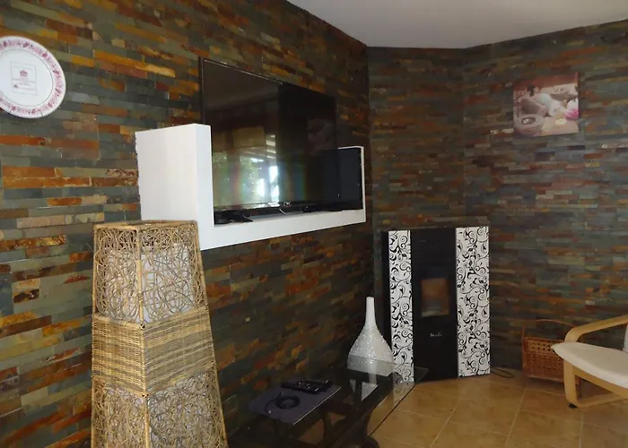 House With Pool Casa Da Faia - Aveiro Holiday home *